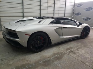 Lamborghini Aventador 2018 Lamborghini Aventador S 2018 6.5l 6.5 Benzyna 729KM, zdjęcie 4
