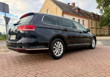 Volkswagen Passat B8 Variant 2.0 TDI BlueMotion SCR 150KM 2016 Volkswagen Passat 2.0Tdi 150PS NAVI EL.hak Extra stan 2.0 Diesel 150KM, zdjęcie 21