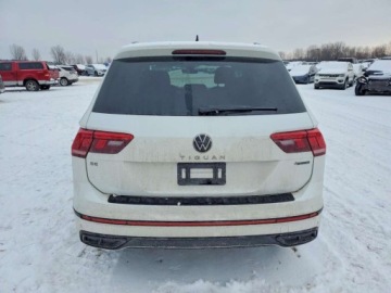 Volkswagen Tiguan III 2024 Volkswagen Tiguan Se R-Line Black 2024 2.0 Benzyna 184KM, zdjęcie 2