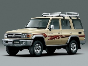 DVEŘE LEVÝ PŘEDNÍ TOYOTA LAND CRUISER J7 2015 ROK