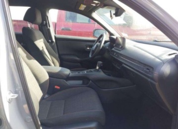 Honda HR-V III 2024 Honda HR-V 2024, 2.0L, 4x4, SPORT, po gradobiciu 2.0 Benzyna 158KM, zdjęcie 9