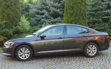 Volkswagen Passat B8 Limousine 2.0 TDI BlueMotion Technology 150KM 2017 Volkswagen Passat Volkswagen Passat B8 2.0 TDI 150 KM Manual Salon Polska, zdjęcie 1
