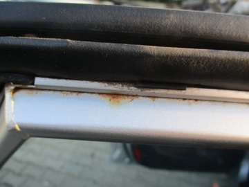 DVEŘE LEVÉ ZADNÍ HYUNDAI I30 I 08R 2R KOMPLETNÍ HB