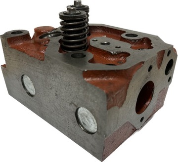 Head Engine для Ursus C 360 C4011 с полными клапанами, готовыми к сборке