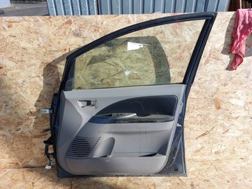 DVEŘE PŘEDNÍ PRAVÉ MITSUBISHI GRANDIS