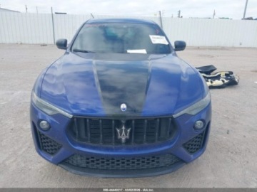 Maserati Levante 2021 Maserati Levante S Gransport 2021 3.0 Benzyna 424KM, zdjęcie 7