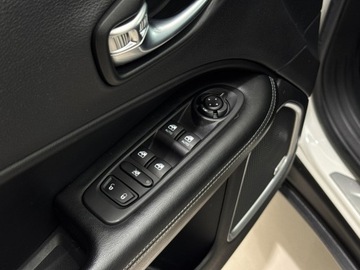 Jeep Compass II SUV 1.3 TMair 150KM 2020 Jeep Compass S FWD / 1 właściciel / Salon Polska /, zdjęcie 19