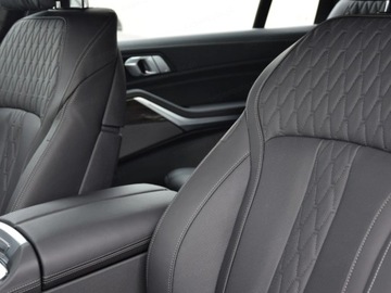 BMW X7 SUV Facelifting 3.0 40d 352KM 2025 xDrive40d Sport Suv 3.0 (352KM) 2025, zdjęcie 6