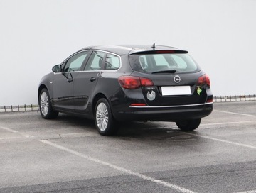 Opel Astra J Sports Tourer Facelifting 1.6 CDTI  136KM 2015 Opel Astra 1.6 CDTI, Salon Polska, Serwis ASO, zdjęcie 3