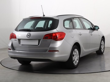 Opel Astra J Sports Tourer Facelifting 1.4 Turbo ECOTEC 140KM 2014 Opel Astra 1.4 T, Salon Polska, Serwis ASO, GAZ, zdjęcie 3