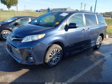 Toyota Sienna III 2020 Toyota Sienna xle premium, 2020r., 3.5L 3.5 Benzyna 296KM, zdjęcie 1