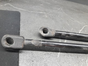 701829331S VZPĚRY/TLAKOVAČE KRYT VW TRANSPORTER T4