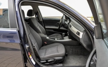 BMW Seria 3 E90-91-92-93 Touring E91 2.0 320d 163KM 2009 BMW Seria 3 2,0D (163KM) Automat Lift Bezwypadkowy 2.0 Diesel 163KM, zdjęcie 10