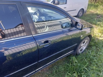 DRZWI KOMPLETNE PRAWY PRZÓD TOYOTA AVENSIS T25 8P4