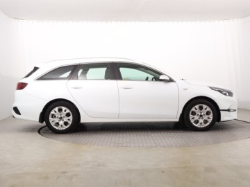 Kia Ceed III Kombi Facelifting 1.5 T-GDI 160KM 2022 Kia Ceed 1.5 T-GDI, Salon Polska, 1. Właściciel, zdjęcie 5