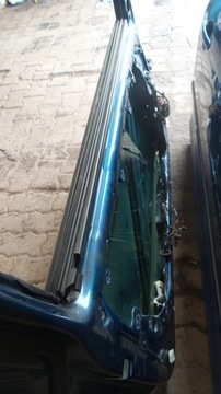DVEŘE LEVÉ NEBO PRAVÉ PŘEDNÍ POLO 9N 1.2 12V FACELIFT 3 LA5K