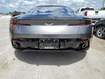 Aston Martin DB11 2017 Aston Martin DB11 2017, 5.2L, od ubezpieczalni, zdjęcie 2