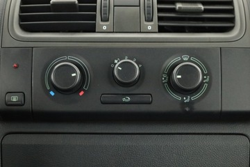 Skoda Fabia II Hatchback 1.2 i HTP 60KM 2008 Skoda Fabia 1.2, Salon Polska, Serwis ASO, zdjęcie 8