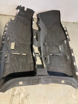 DYWAN WYKŁADZINA AUDI A4 B9 8W1863021