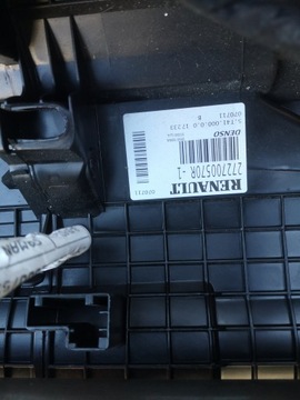 RENAULT OE 272700570R RADIÁTOR