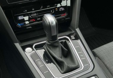 Volkswagen Passat B8 Limousine Facelifting 1.5 TSI EVO 150KM 2021 Volkswagen Passat Pakiet Travel Assist, ACC, ergoComfort, Bezwypadkowy, Sa, zdjęcie 23