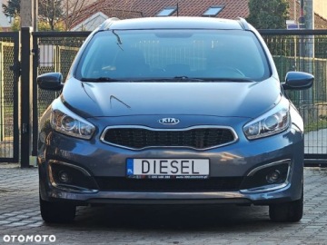 Kia Ceed II Kombi Facelifting 1.6 CRDi 136KM 2016 Kia Ceed Kia Ceed 1.6 CRDi 136 ISG Platinum Edition 1.6 Diesel 136KM, zdjęcie 1