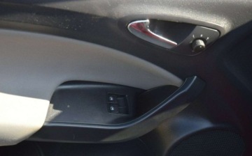 Seat Ibiza IV Hatchback 5d Facelifting 1.4 85KM 2015 Seat Ibiza 1.4 MPI 92 TYS KM Oryginal Lakier 2 KPL KOL Grzane Fotele Sprow, zdjęcie 26