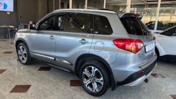 Suzuki Vitara III SUV 1.6 DDiS 120KM 2015 Suzuki Vitara 1.6 D ALLGRIP 4x4 Kamera Ledy Navi Szyber Skory MOZLIWA ZAMI, zdjęcie 17