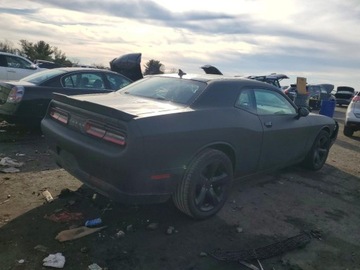 Dodge Challenger III 2019 Dodge Challenger 2019 DODGE CHALLENGER SXT 3.6 Benzyna 295KM, zdjęcie 3