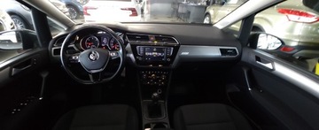 Volkswagen Touran III 1.6 TDI 115KM 2017 Volkswagen Touran 7 Osobowy Kamera Nawigacja Full LED Elektryczna klapa MO, zdjęcie 7