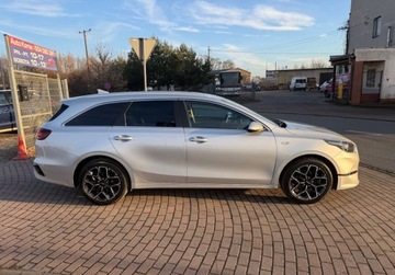 Kia Ceed III Kombi Facelifting 1.5 T-GDI 140KM 2024 Kia Ceed 1.5T-gdi AUTOMAT Navi 7.000 km 1.5 Benzyna 140KM, zdjęcie 23