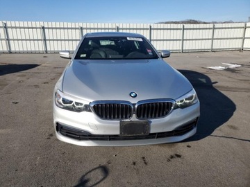 BMW Seria 5 G30-G31 2020 BMW Seria 5 540XI 2020 3.0l 3.0 Benzyna 335KM, zdjęcie 5