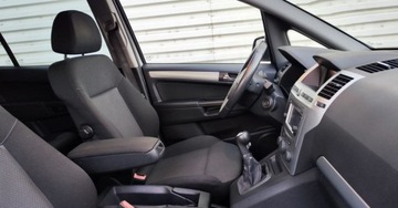 Opel Zafira B 1.7 CDTI Ecotec 110KM 2014 Opel Zafira Opel Zafira 1.7 Diesel 110KM, zdjęcie 23