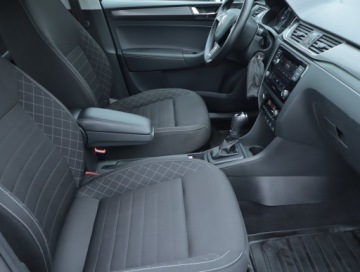 Skoda Rapid II Liftback Facelifting 1.4 TSI 125KM 2017 Skoda Rapid 1.4 TSI, Salon Polska, 1. Właściciel, zdjęcie 8