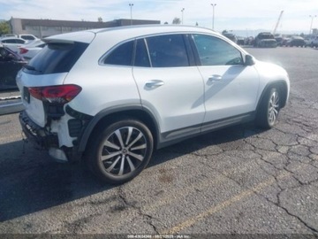 Mercedes GLA II 2023 Mercedes-Benz GLA 2023 Mercedes-Benz GLA 250 SUV 2.0 Benzyna 221KM, zdjęcie 4