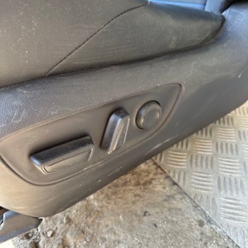 КОЖАНЫЕ СИДЕНИЯ TOYOTA RAV4 V 2019