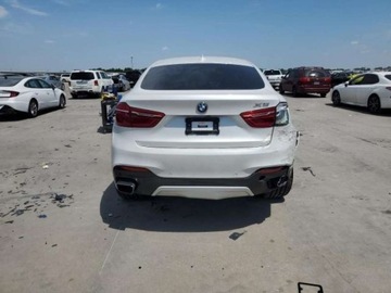 BMW X6 F16 2018 BMW X6 2018, 3.0L, 4x4, od ubezpieczalni 3.0 Benzyna 300KM, zdjęcie 1