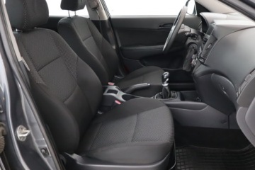 Hyundai i30 I Hatchback 1.4 109KM 2010 Hyundai i30 1.4 CVVT, Salon Polska, Klima,ALU, zdjęcie 8