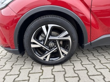 Toyota C-HR I Crossover Facelifting 1.8 Hybrid 122KM 2023 Toyota C-HR 1.8 Hybrid Style 1.8 Hybrid Style | Au, zdjęcie 25