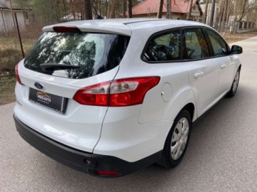 Ford Focus III Kombi 1.6 Duratec 105KM 2012 Ford Focus Ford Focus 1.6b Kombi Klimatyzacja Bez Korozji Super Stan 1.6, zdjęcie 5