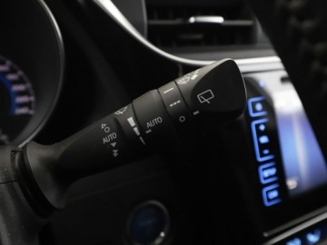 Toyota Auris II Hatchback 5d Facelifting 1.8 Hybrid 136KM 2018 Toyota Auris kamera grzane fotele tempomat, zdjęcie 31