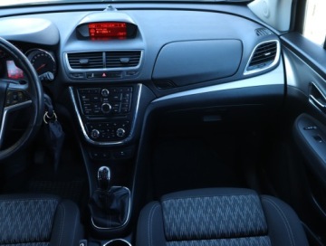 Opel Mokka I SUV 1.4 Turbo ECOTEC 140KM 2014 Opel Mokka 1.4 Turbo, GAZ, Xenon, Klima, zdjęcie 7