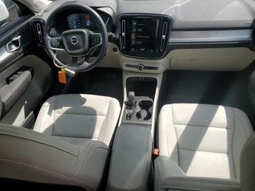 Volvo XC40 2021 Volvo XC 40 T5 MOMENTUM 2.0 Benzyna 248KM, zdjęcie 7
