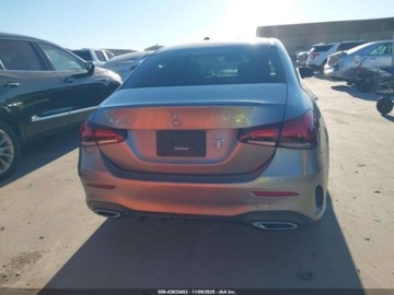 Mercedes Klasa A W177/V177 2021 Mercedes-Benz Klasa A MERCEDES-BENZ A 220 4MATIC 2.0 Benzyna 188KM, zdjęcie 2