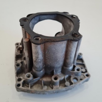 КОРПУС ДВИГАТЕЛЯ WEED EATER XT 40T