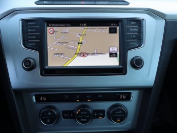 Volkswagen Passat B8 Limousine 1.8 TSI BlueMotion Technology 180KM 2016 VW Passat 1.8 TSI, Salon Polska, Navi, Klima, zdjęcie 11