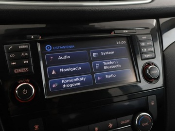 Nissan Qashqai II Crossover 1.6 DIG-T 163KM 2016 Nissan Qashqai navi klima auto grzane fotele, zdjęcie 24