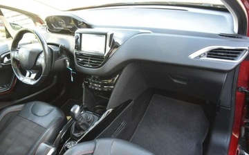 Peugeot 2008 I SUV Facelifting 1.2 PureTech 110KM 2016 Peugeot 2008 1.2B GT Navi Kamera Oryginal Lakier 2016r Sprowadzony Gwaranc, zdjęcie 24