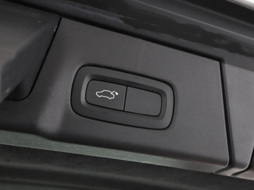 Volvo V90 II Kombi 2.0 D4 190KM 2016 Volvo V90 FV23% Inscription D4 AWD automat skóra, zdjęcie 37