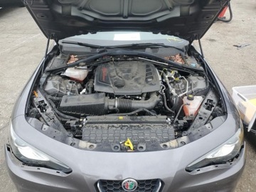 Alfa Romeo Giulia II Sedan Facelifting 2.0 Turbo 280KM 2021 Alfa Romeo Giulia Sport, 2021r., 2.0L 2.0 Benzyna 280KM, zdjęcie 10